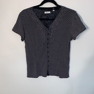REITMANS BLACK AND WHITE PRINT V NECK SHORT SLEEVE SIZE M PETITE